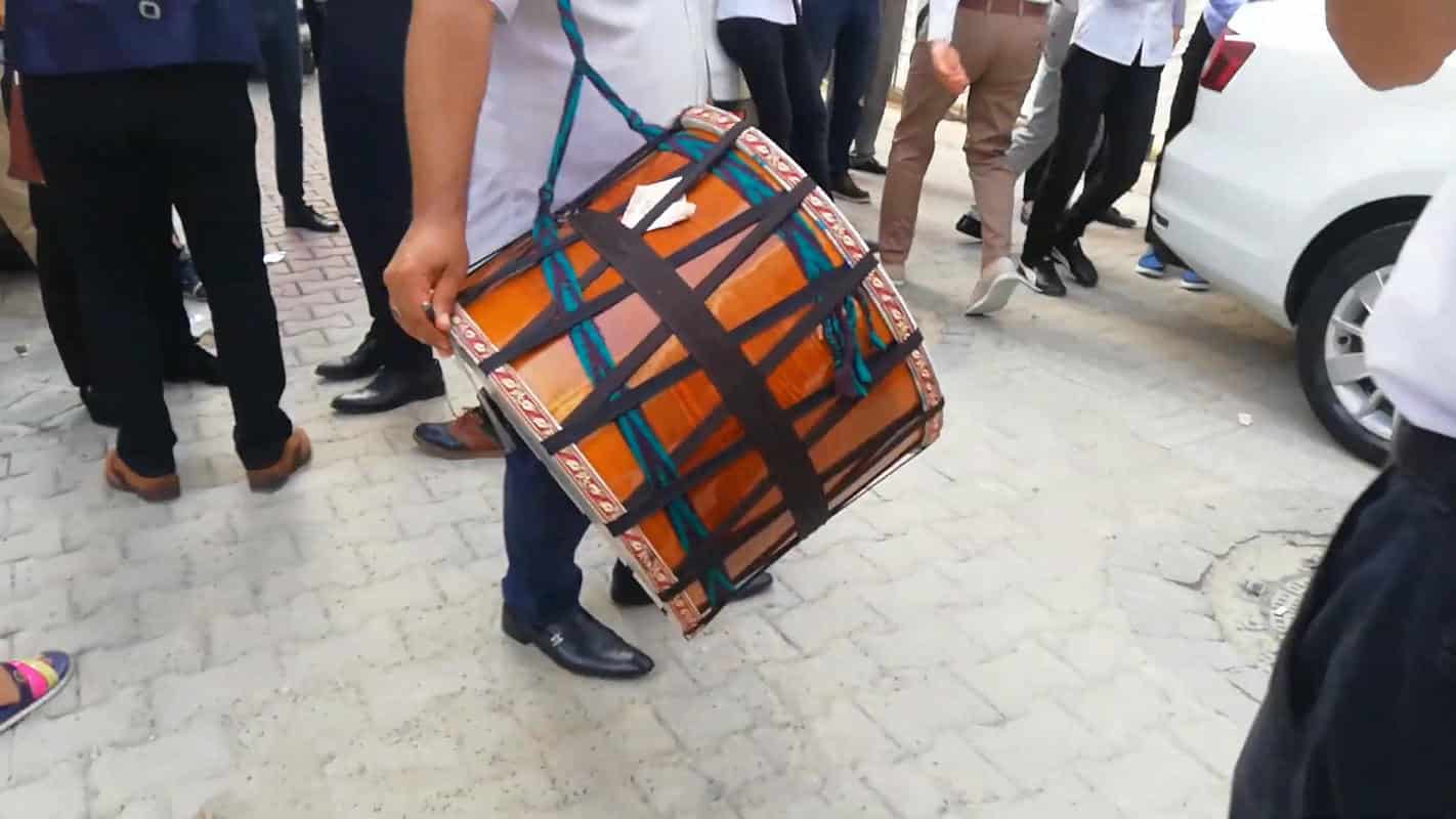 Asker eğlencesi davul zurna