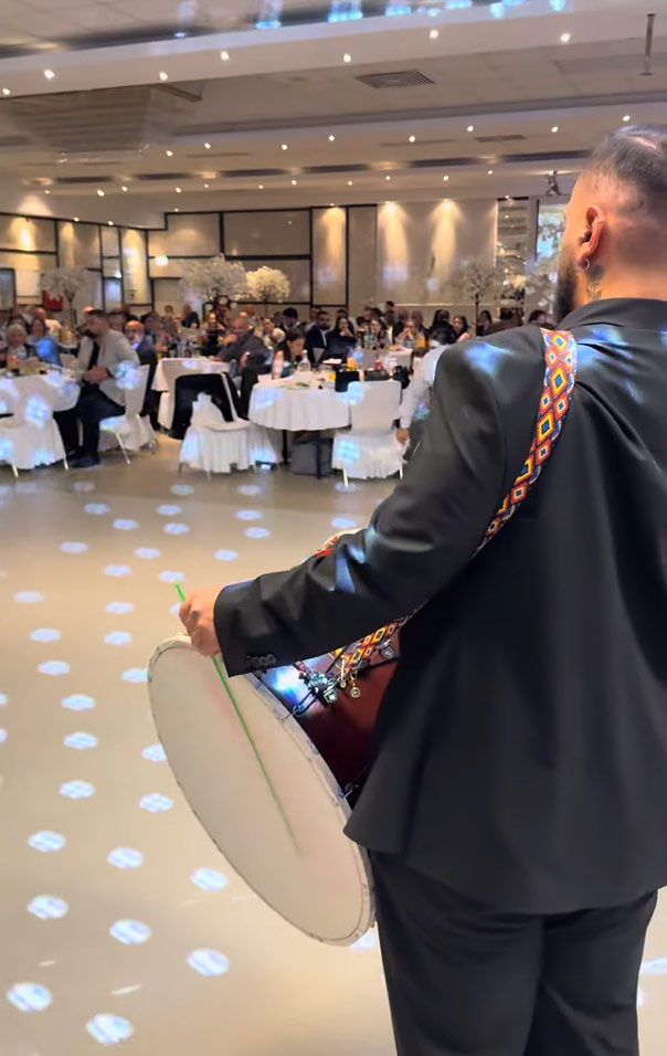 Sürpriz kutlama davul zurna