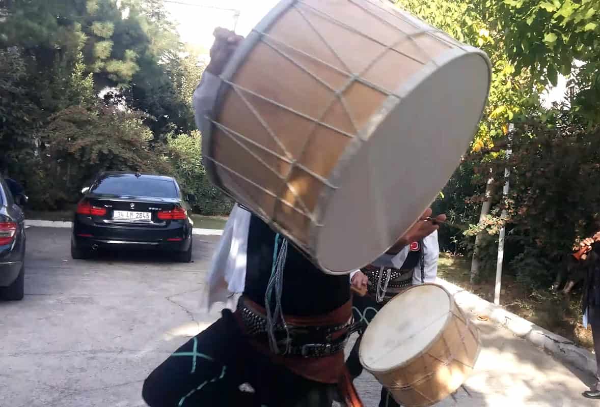 Zurna davul ekibi kiralama İzmir